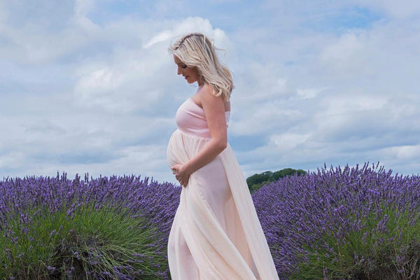 Essential Oils to Avoid During Pregnancy